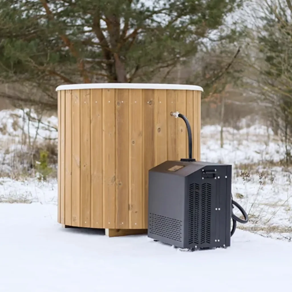 Fiberglass cold plunge tub for one