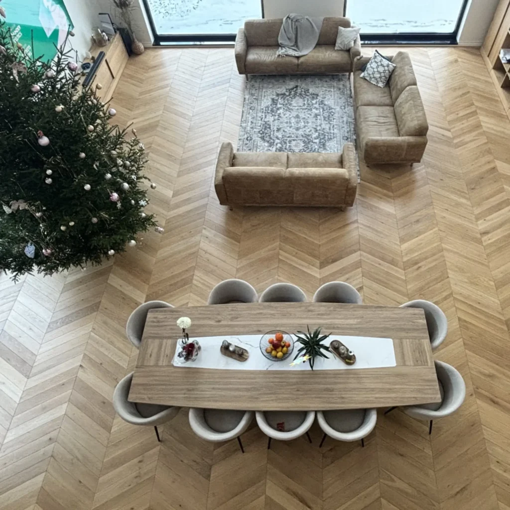 Woodengold oak french herringbone chevron 45°/60° T&G natur (120×650 mm)