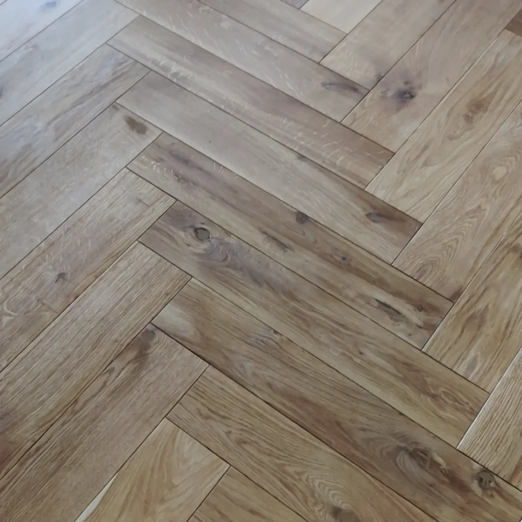 Woodengold oak herringbone T&G rustic (70×350 mm)