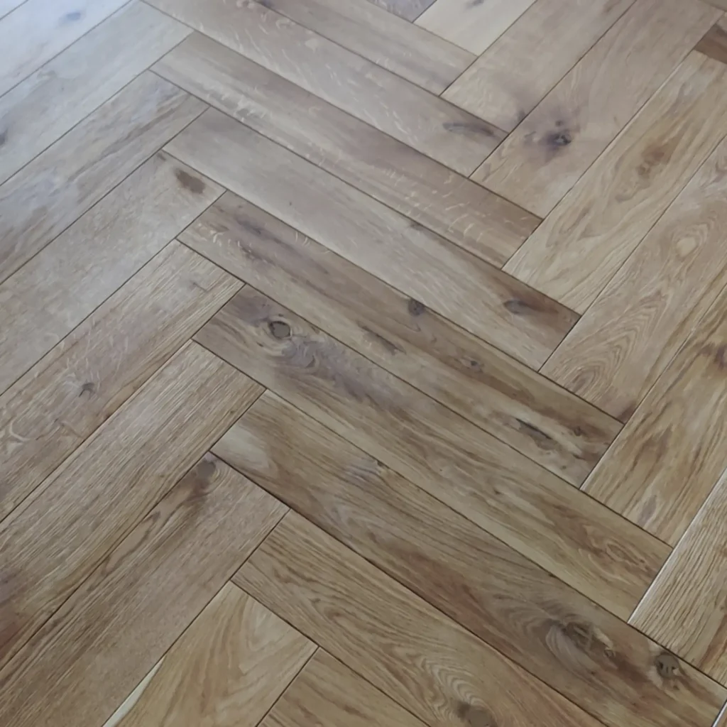 Woodengold oak herringbone T&G rustic (70×350 mm)