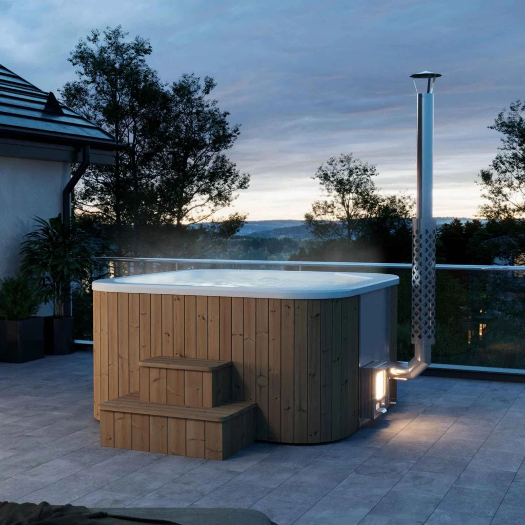 “Icon 205” hot tub with integrated heater